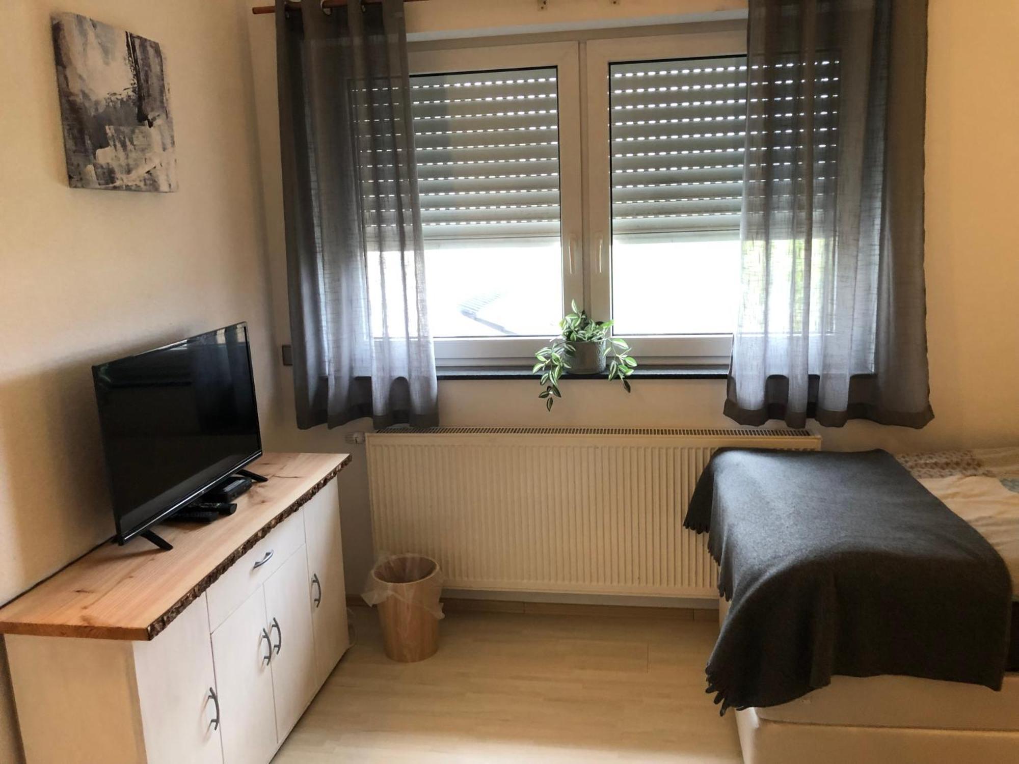 Pension Am Roemerhof Munzenberg ภายนอก รูปภาพ