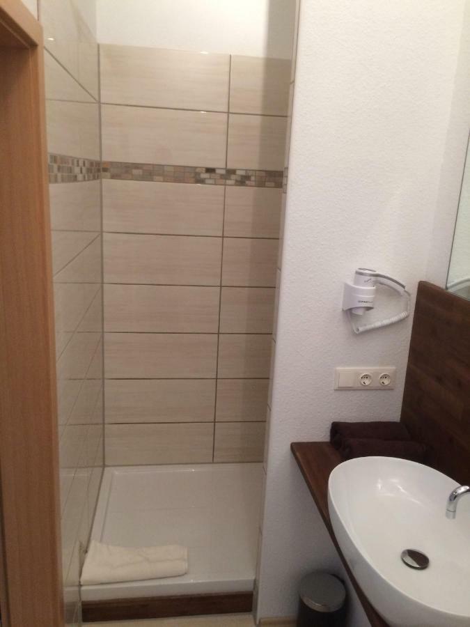 Pension Am Roemerhof Munzenberg ภายนอก รูปภาพ